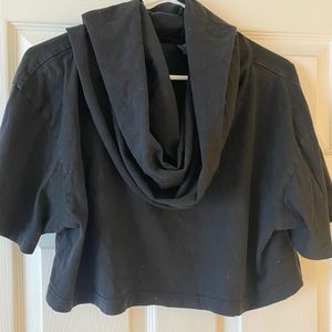 BOXY CROP COWEL NECK OAK NYC